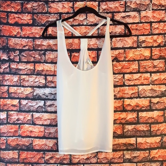 Style Loft Racerback - Picture 1 of 7